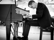 2015-04-19-190923-DT