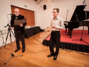 2015-04-19-200413-DT